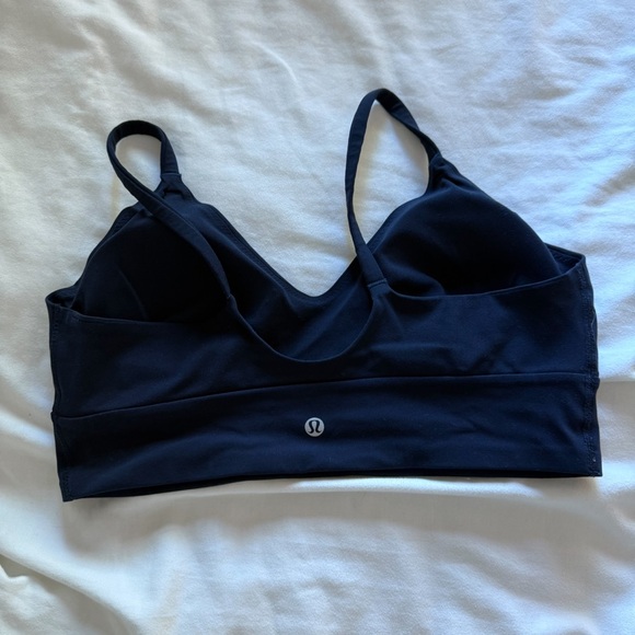 Lululemon Focuser Bra in Navy - Picture 4 of 5